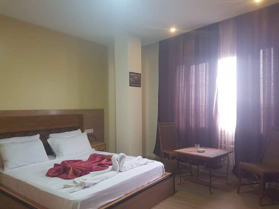 Standard Room | Minibar, desk, blackout drapes, rollaway beds (surcharge)