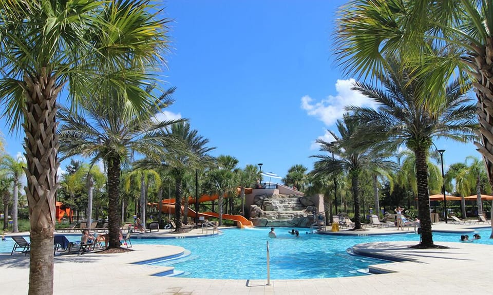 07 Communal Pool.JPG