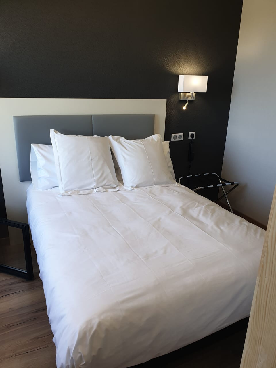 In-room safe, individually decorated, individually furnished, desk