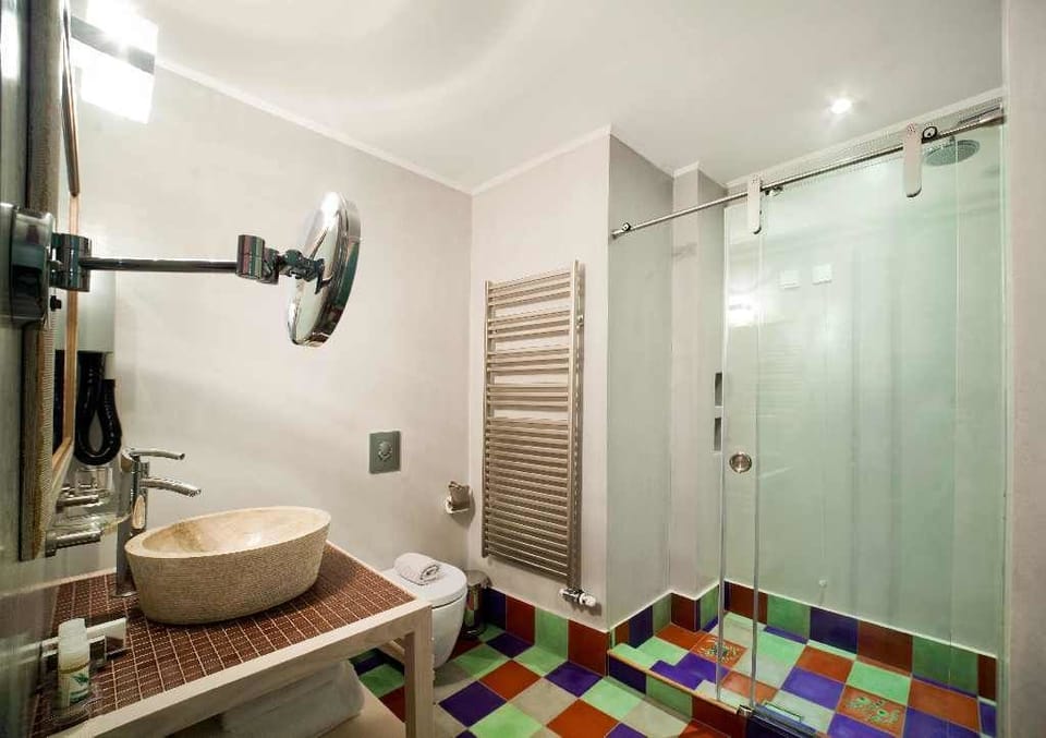 Free toiletries, hair dryer, bathrobes, slippers