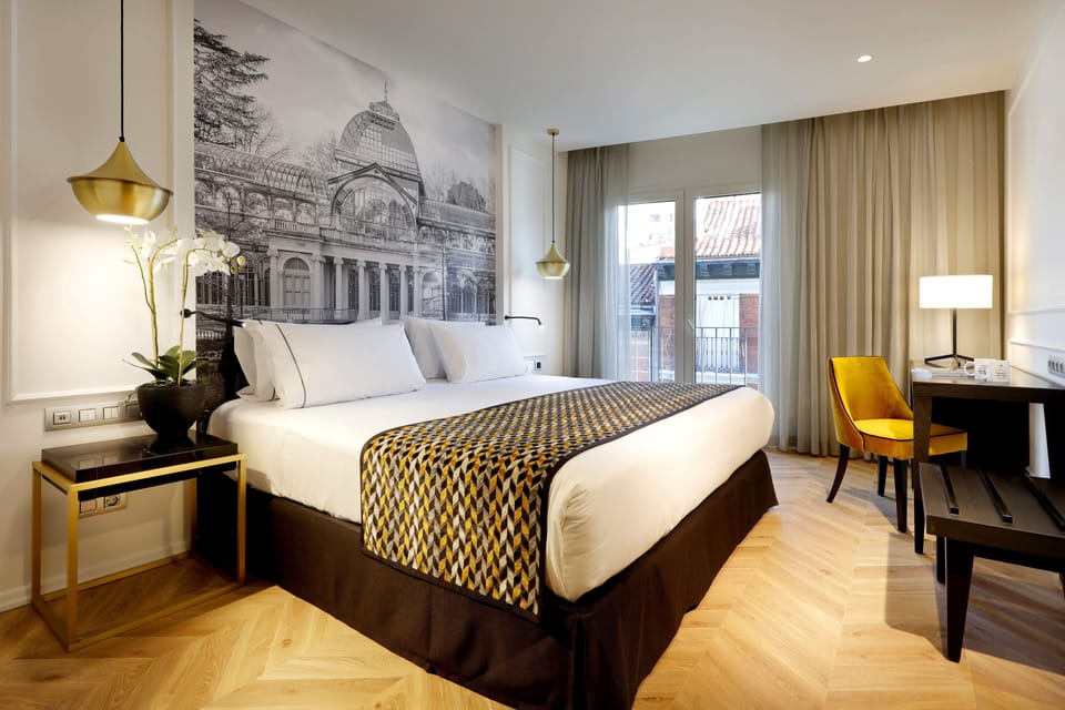 Standard Room | Premium bedding, down comforters, minibar, in-room safe