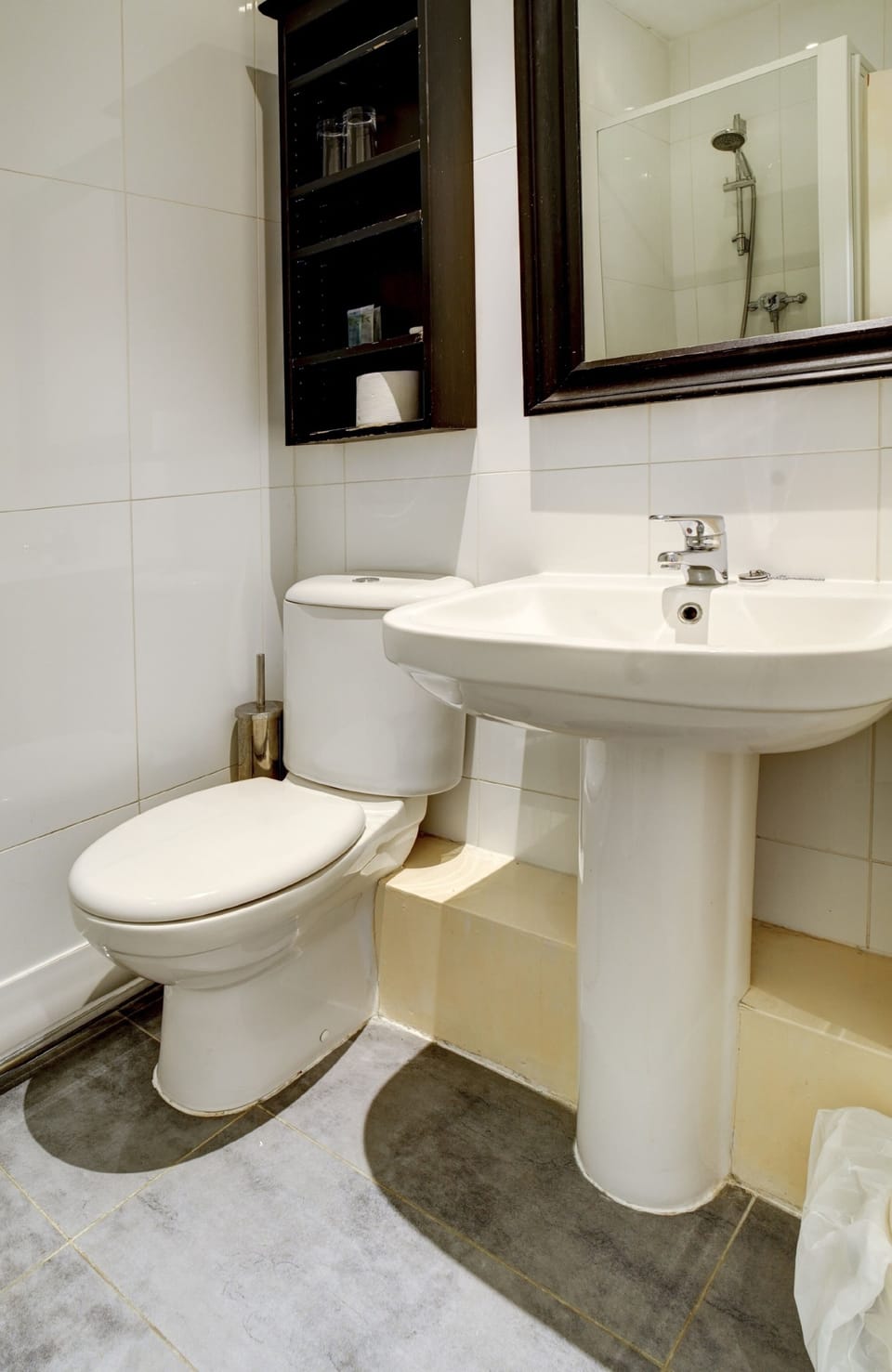 Shower, eco-friendly toiletries, hair dryer, towels