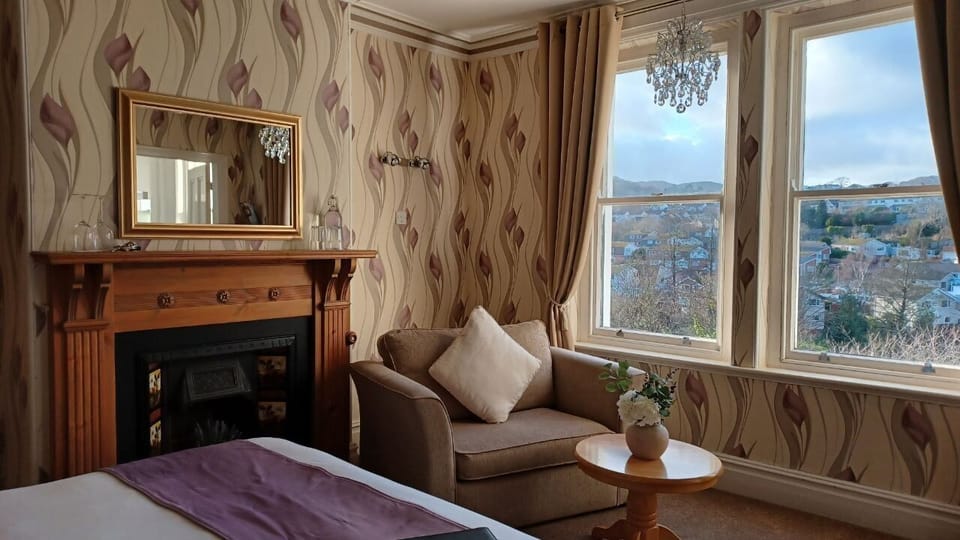 Superior Suite, Ensuite (Room 2 )