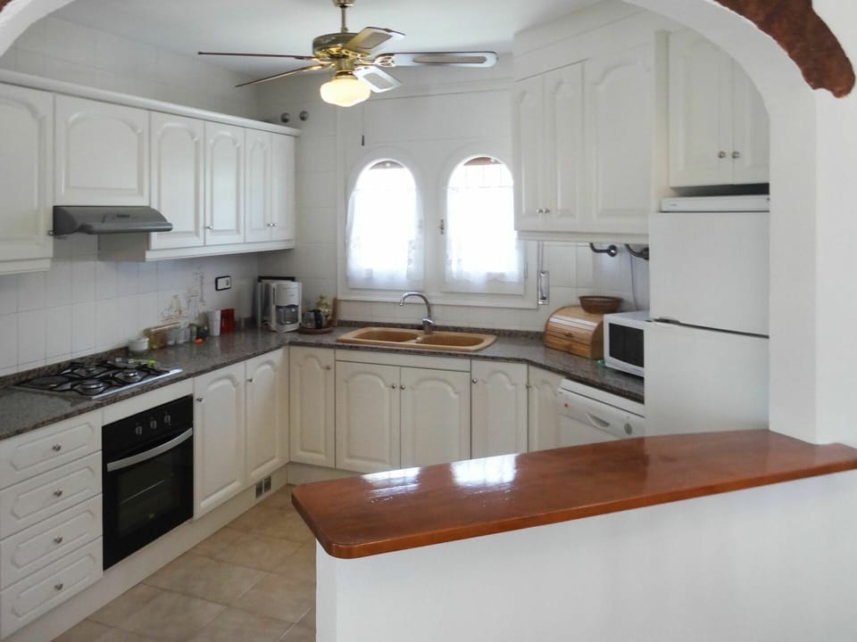 Cabinetry, Countertop, Kitchen Sink, Tap, Sink, White, Ceiling Fan, Kitchen, Window, Kitchen Appliance