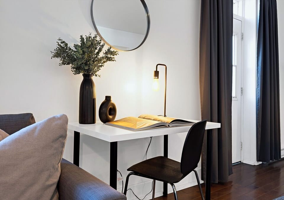 018-CHIC-3-2-DINING-ROOM-05