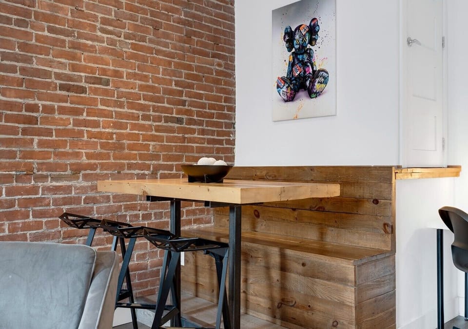 02-DINING-ROOM-06-DT-302