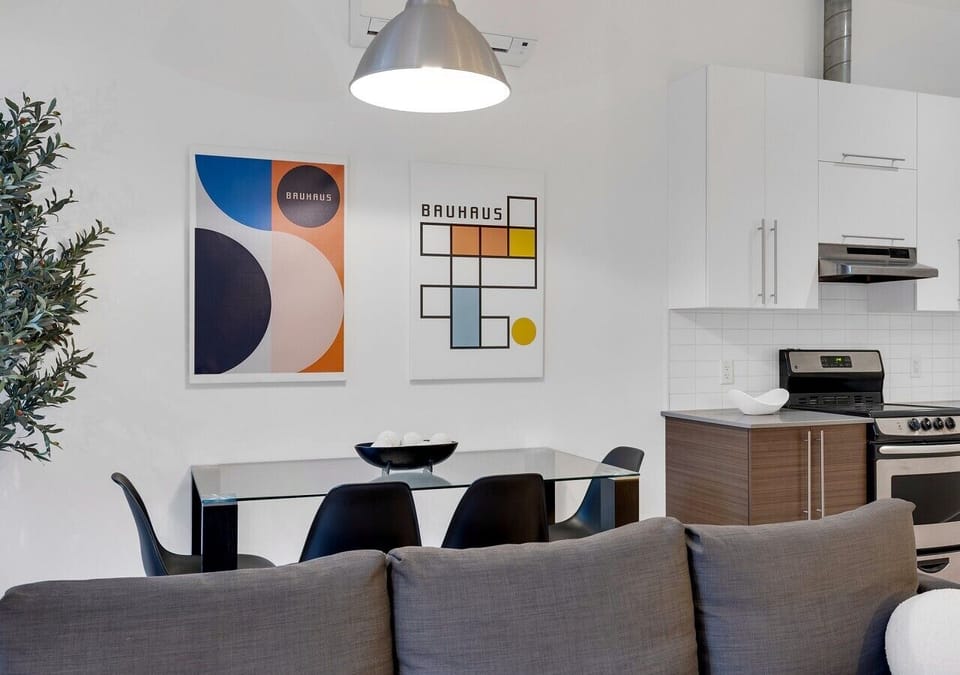02-DINING-ROOM-02-DT-303