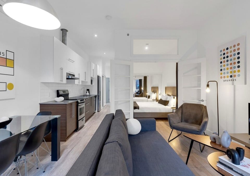 02-DINING-ROOM-01-DT-303