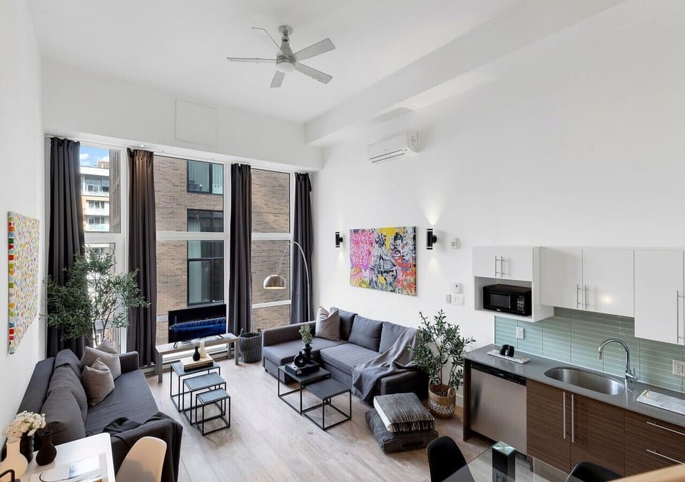 01-LIVING-ROOM-08-DT-501