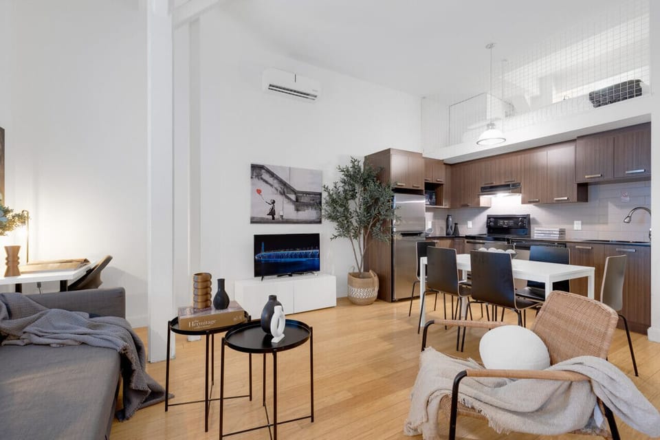 Living Room: Features 1 sofa beds and a Smart HD TV. Log in to your favorite streaming services like Netflix, Disney+, and Prime.