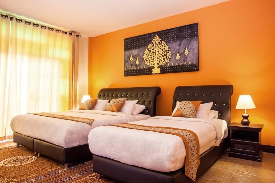 Deluxe Triple Room | Desk, free WiFi