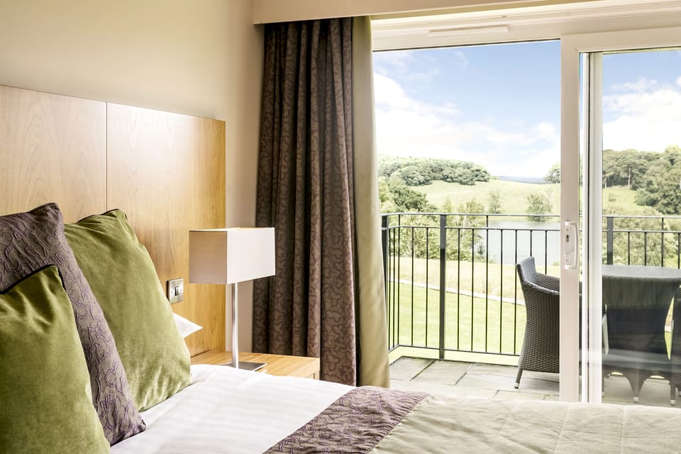 Deluxe Double or Twin | Excluding Pool and Spa access | Individually decorated, desk, soundproofing, iron/ironing board