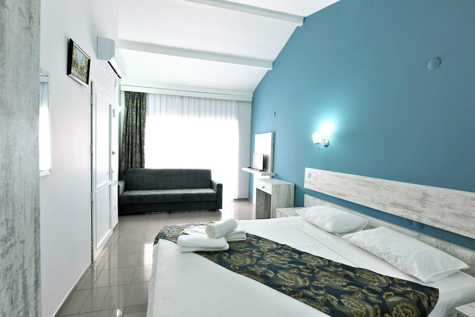 Standard Bungalow | Minibar, soundproofing, bed sheets
