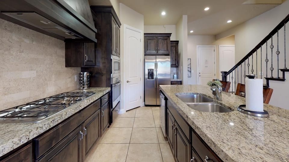 Townhome, 4 Bedrooms | Private kitchen | Coffee/tea maker, fridge, oven, toaster