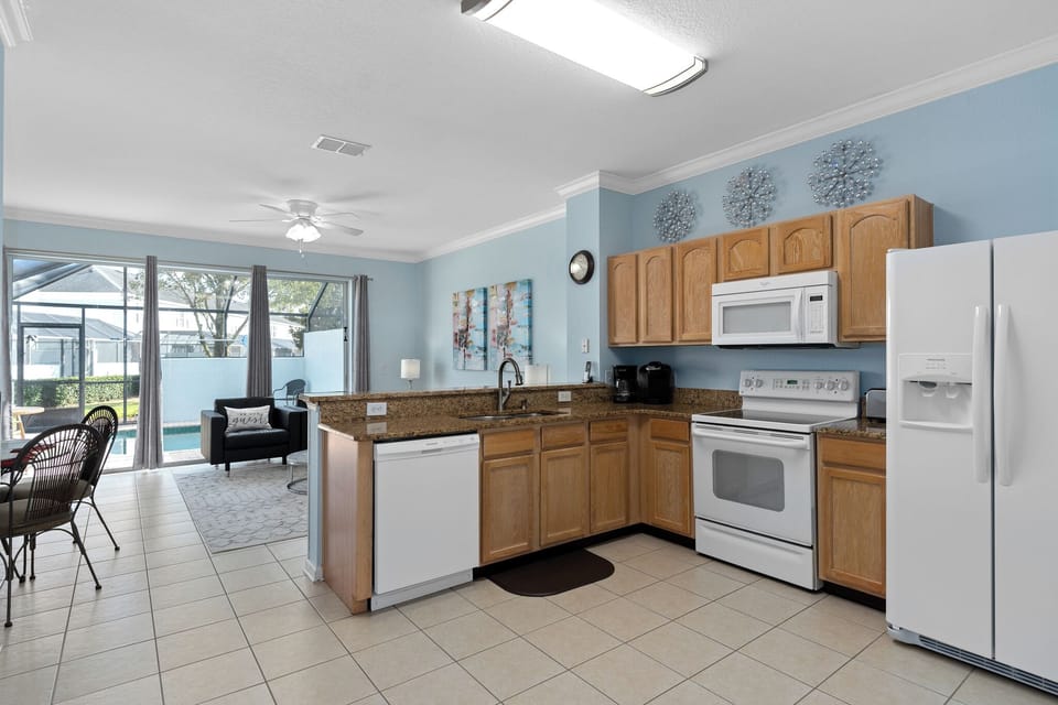 Kitchen with all of the needed appliances