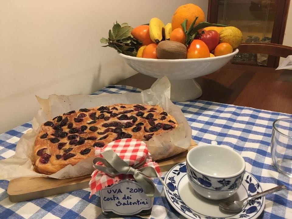 Free daily full breakfast
