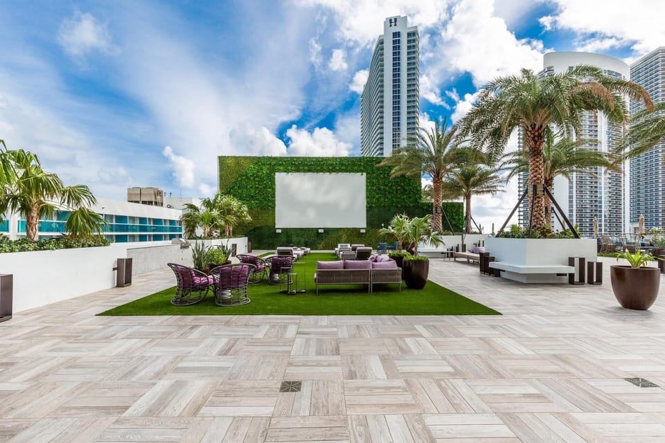 Relaxing Getaway with Intracoastal Views (3333)