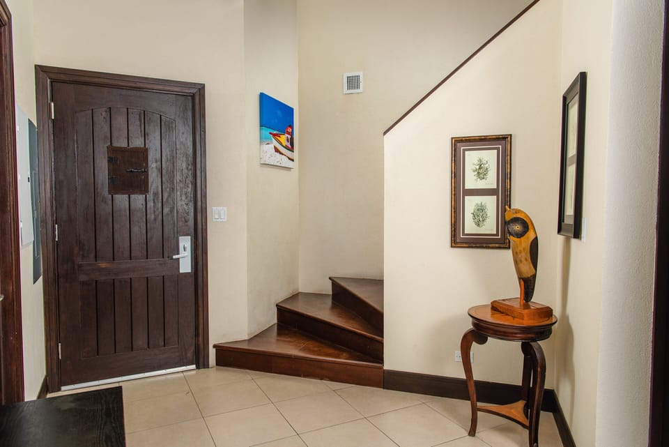 Penthouse, 3 Bedrooms | Down comforters, in-room safe, desk, blackout drapes