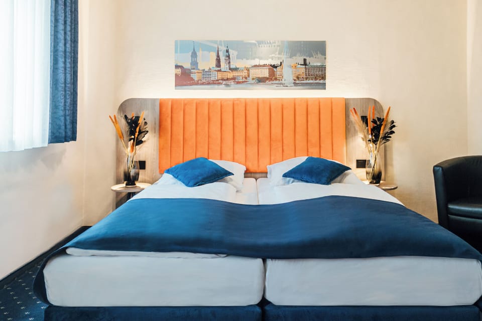 Double Room | Hypo-allergenic bedding, minibar, individually decorated, desk