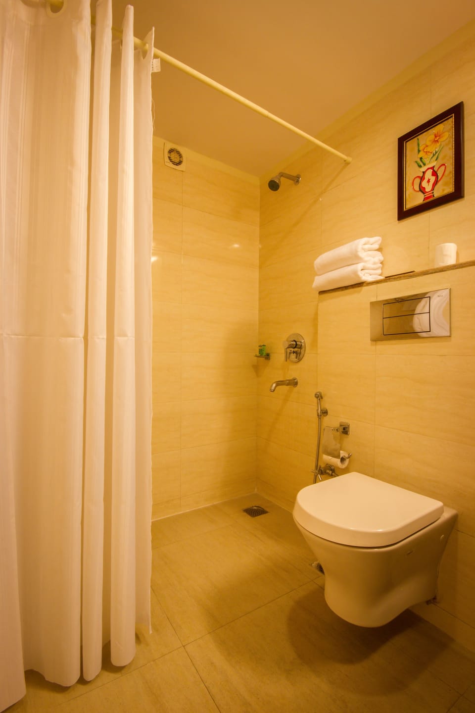 Hotel Classic Diplomat Hotel in New Delhi