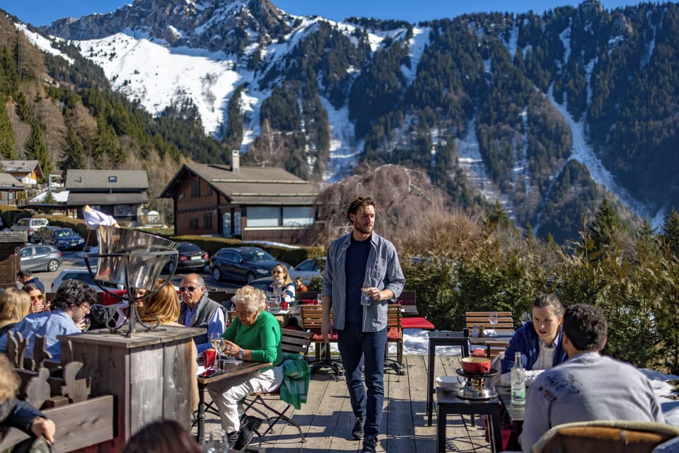 Le Coucou Hotel & Restaurant Hotel in Montreux