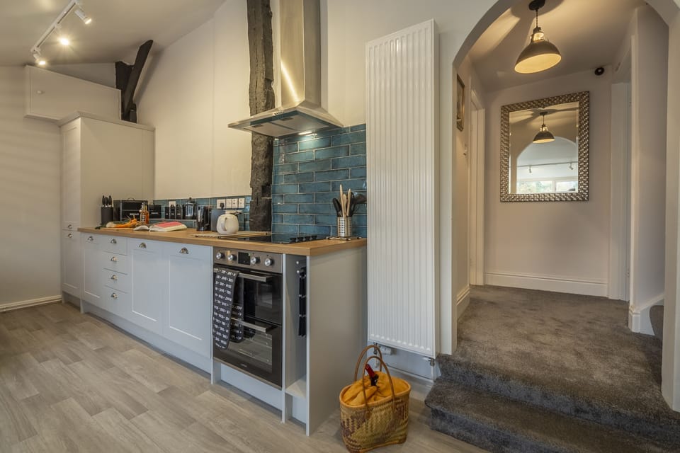 Ground floor: Stylish modern kitchen