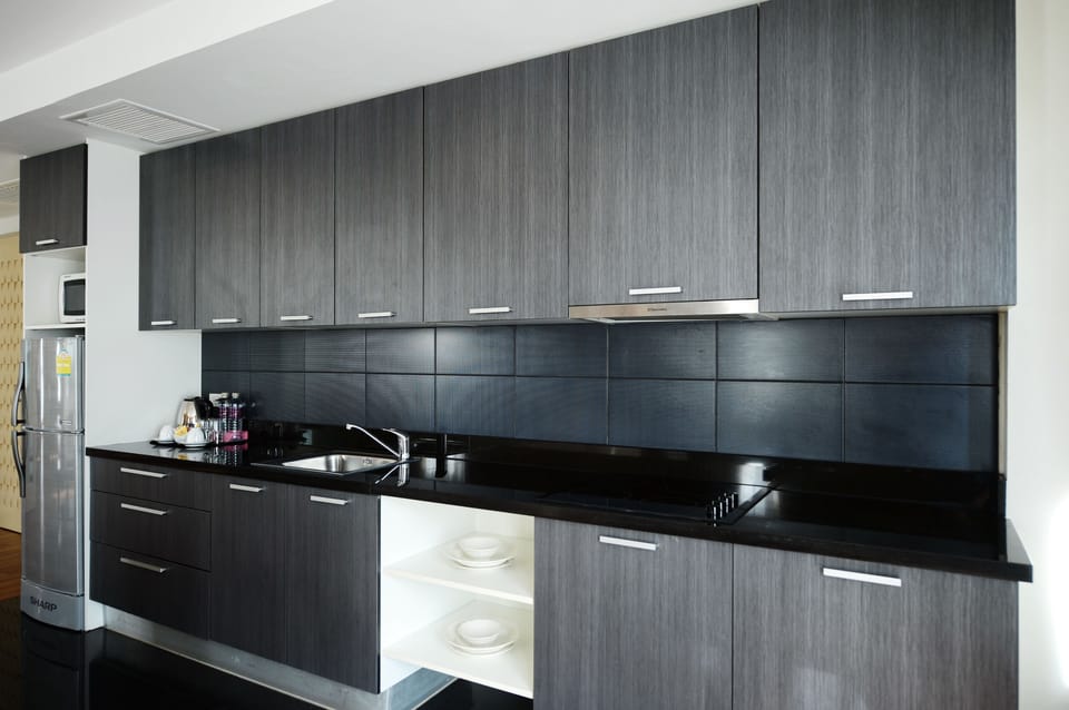 Presidential Suite | Private kitchenette | Coffee/tea maker, electric kettle