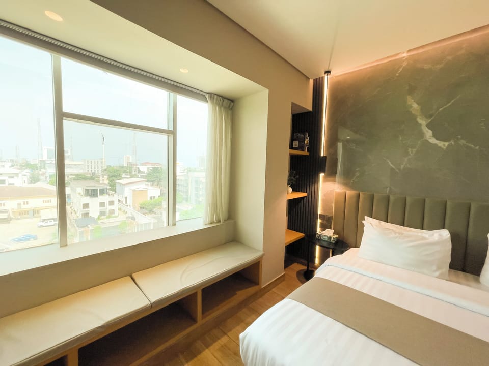 Executive Double Room | Premium bedding, down comforters, Select Comfort beds, minibar