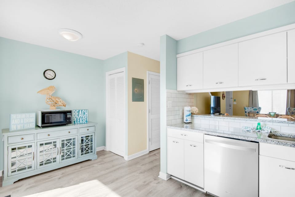 Spacious kitchen