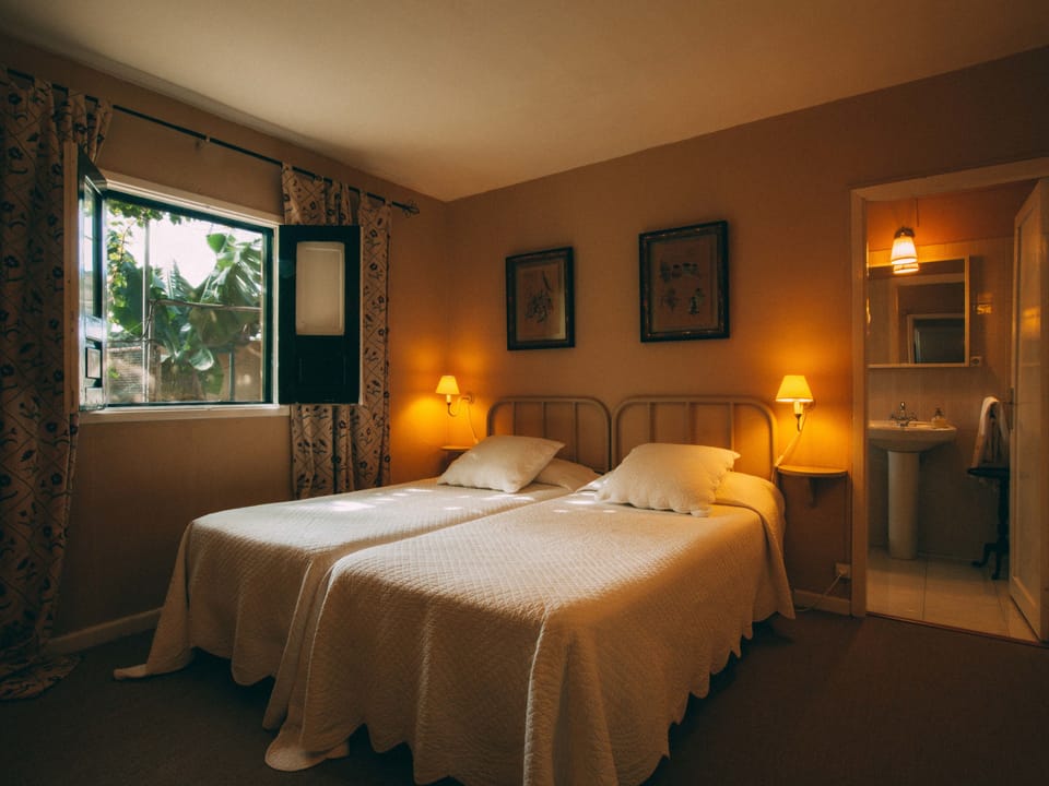 Standard Room, 1 Double Bed, Garden View | Memory foam beds, individually decorated, individually furnished, desk