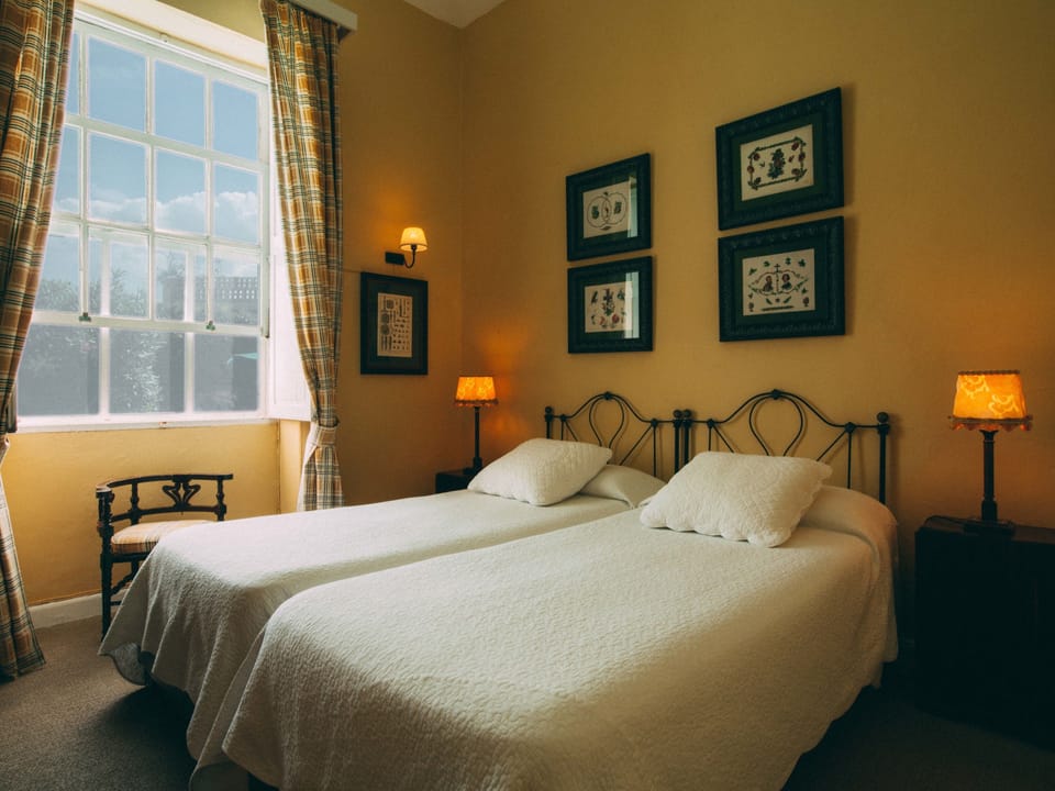 Standard Room, 1 Double Bed, Garden View | Memory foam beds, individually decorated, individually furnished, desk