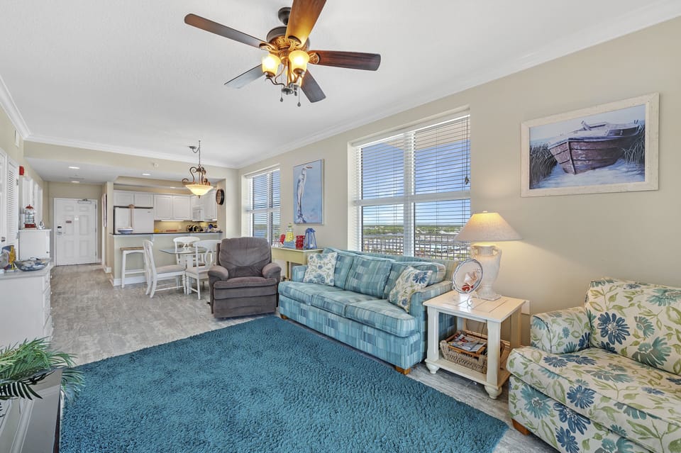 Cozy Living Room with At-Home Comfort with a Great Beach View!