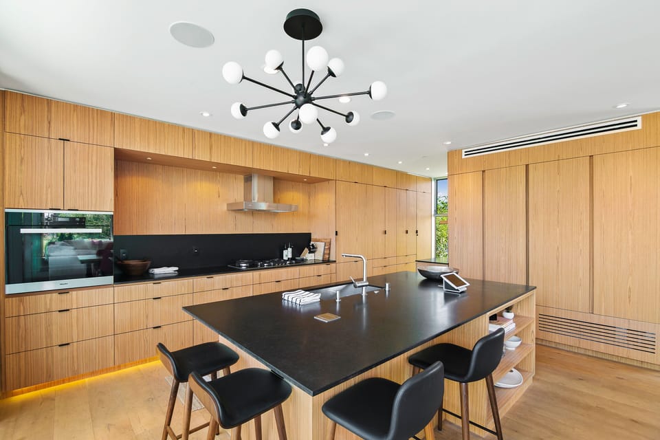 Gourmet chef's kitchen with island seating for 4.