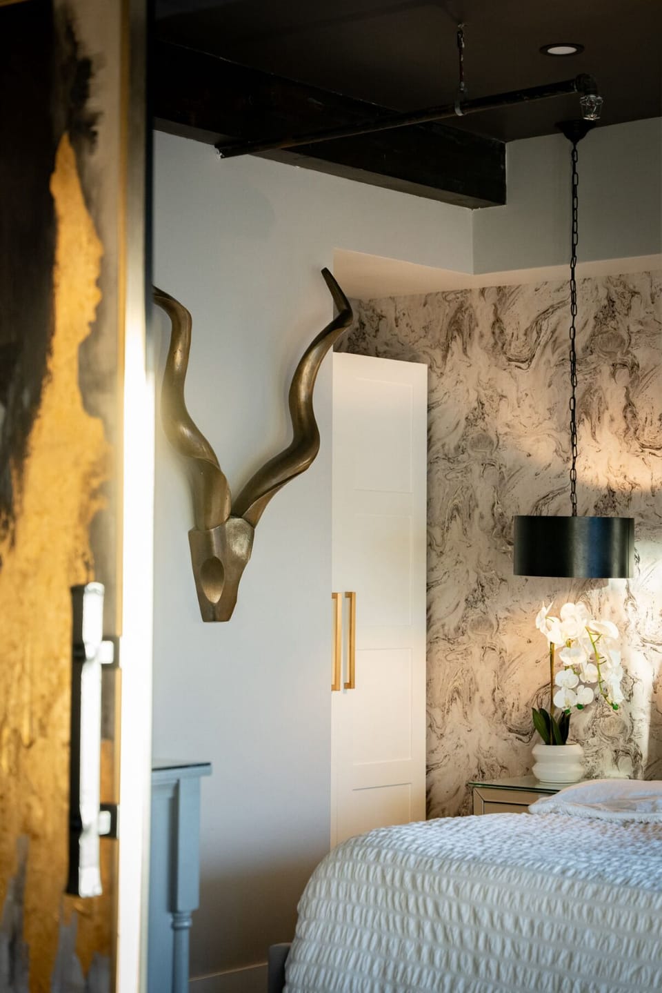Designer touches throughout!