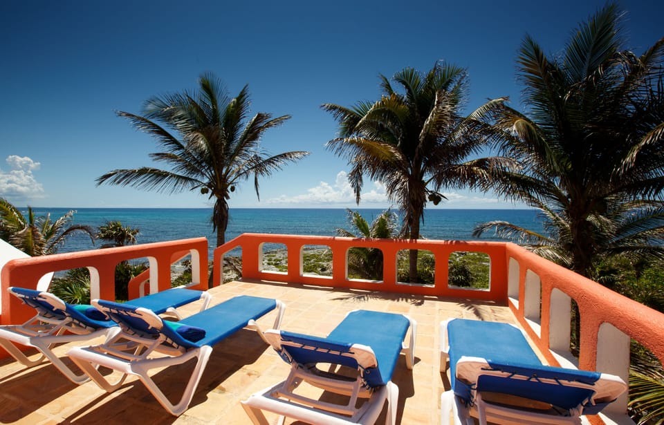 Large Terrace overlooking the ocean of the master bedroom