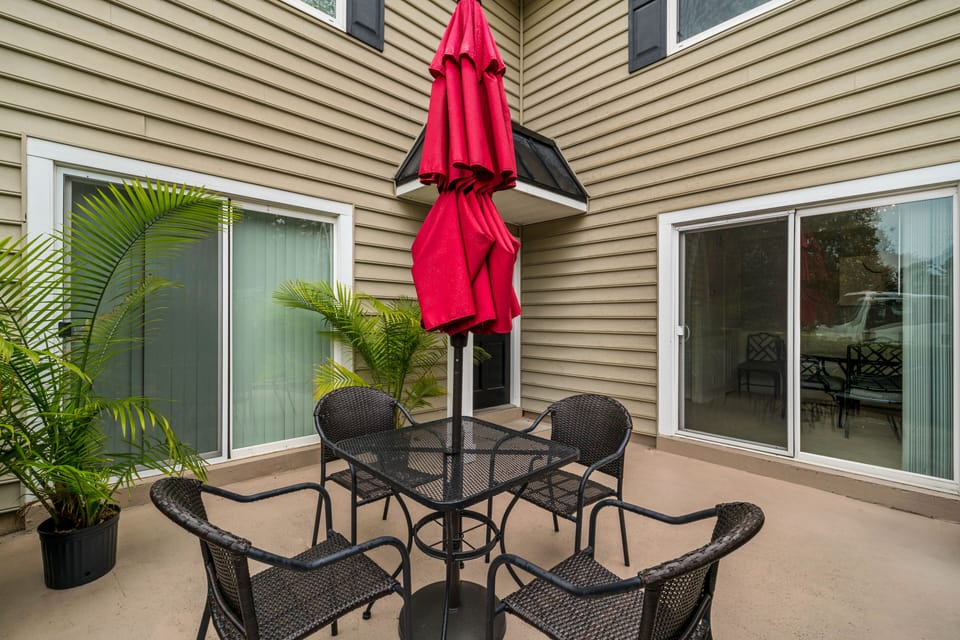 Sunny Southeastern exposure on the patio 