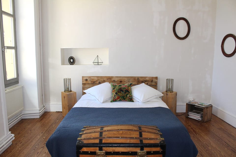 Comfort Room (3) | Premium bedding, individually decorated, individually furnished, desk