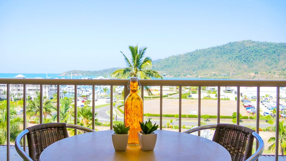 Spacious 1 Bedroom Resort Studio with Ocean Views | Balcony view