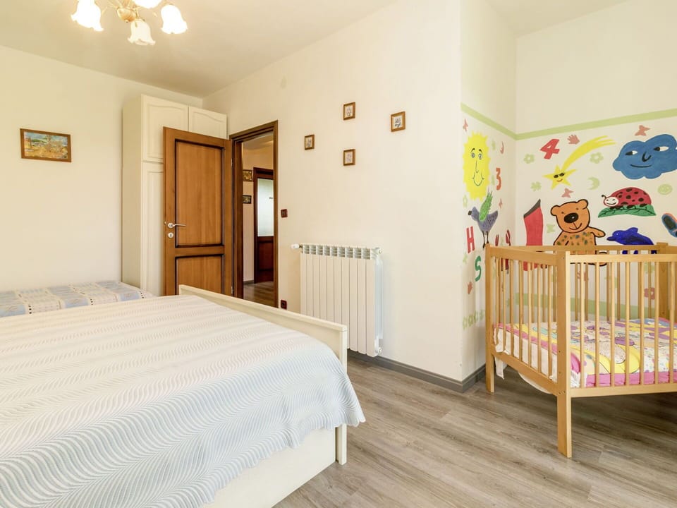 Bedroom, Room, Bed, Furniture, Property, Bed Sheet, Interior Design, Floor, Bed Frame, Wall