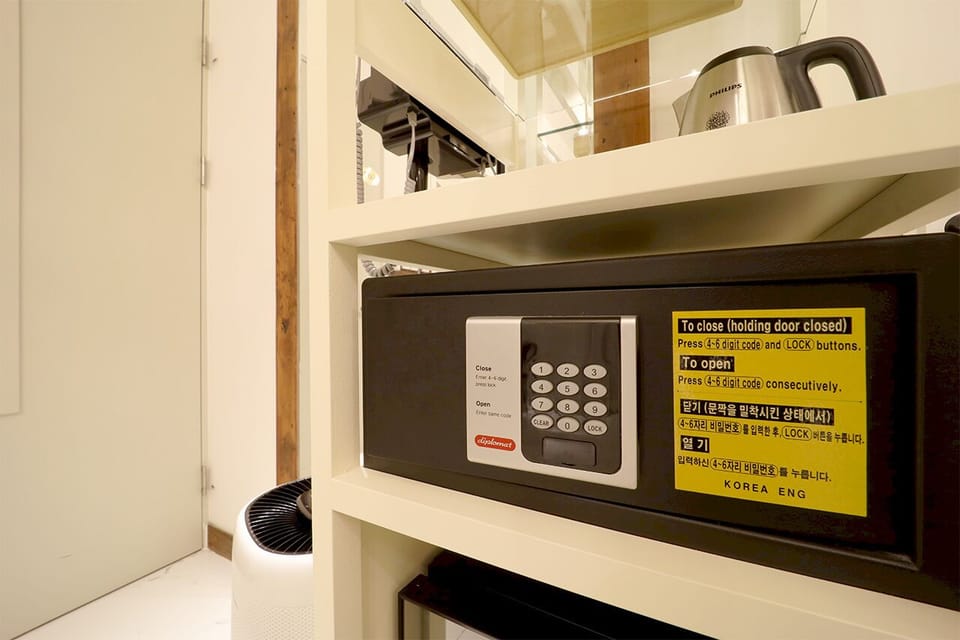 In-room safe, WiFi (free), individually decorated
