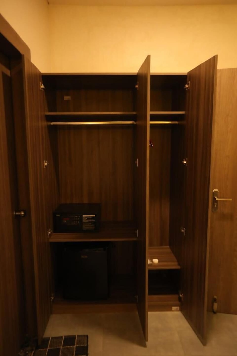 Deluxe Room | Free WiFi, bed sheets