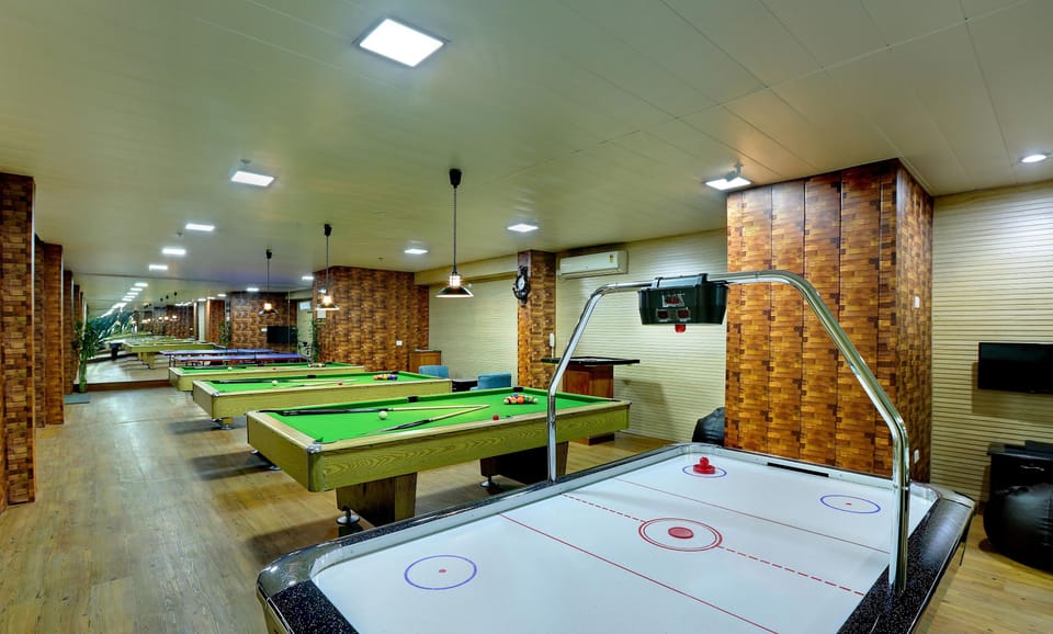 Hotel Clarks Shiraz Hotel in Agra