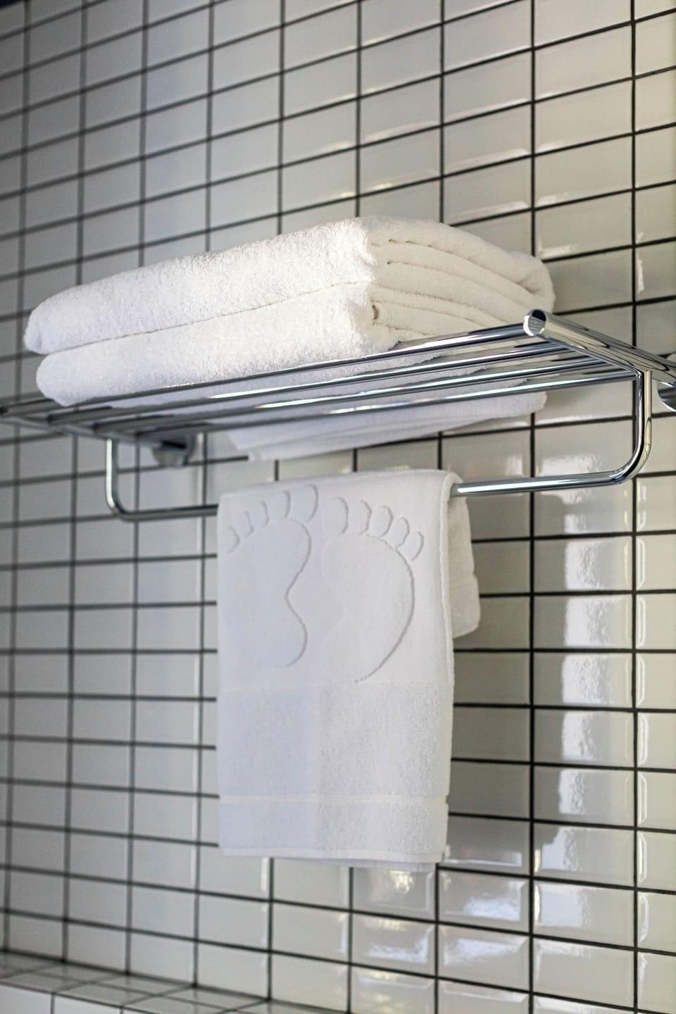 Deluxe Double Room | Bathroom | Bathtub, eco-friendly toiletries, hair dryer, bathrobes