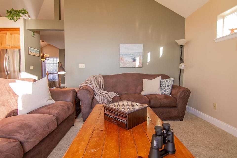 Room for everyone to relax and enjoy family time!