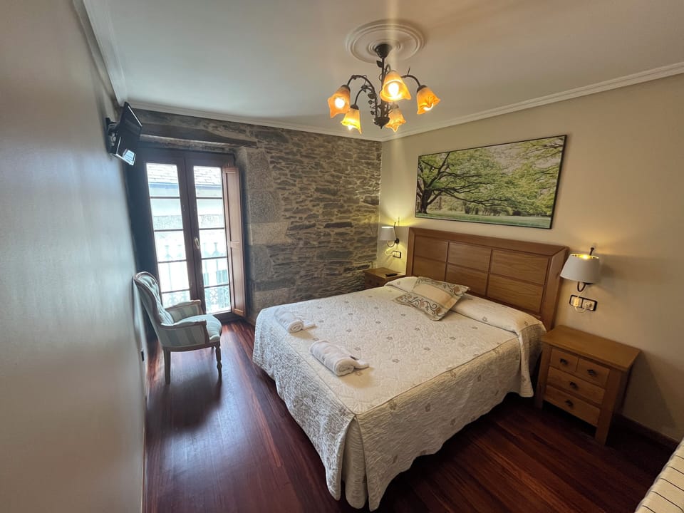 Double Room, Mountain View | Individually decorated, free WiFi, bed sheets