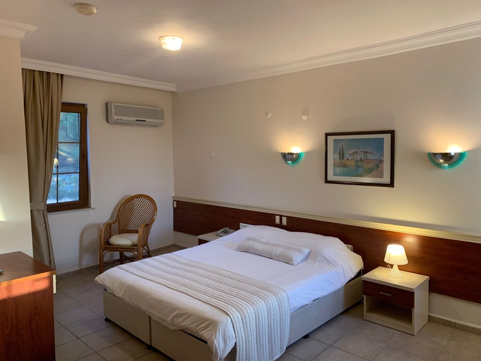 Superior Double Room | Bed sheets