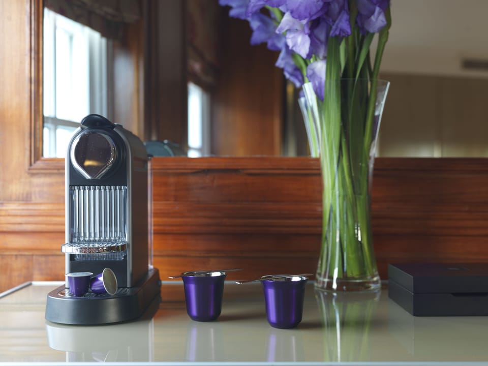 Egyptian cotton sheets, in-room safe, desk, laptop workspace