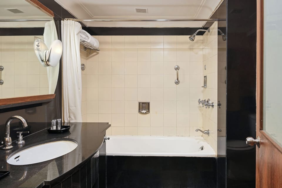 Cama Hotel Hotel in Ahmedabad