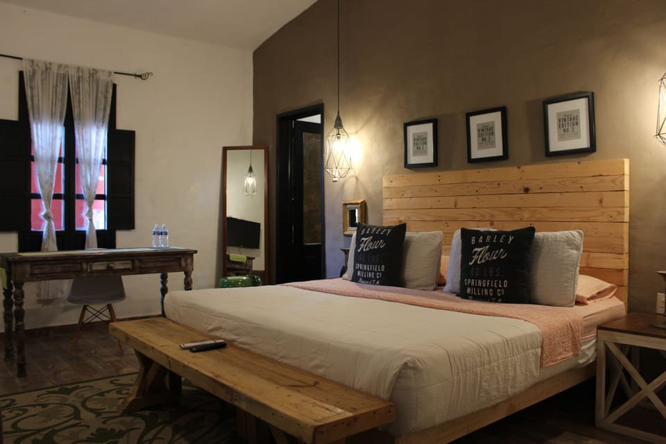 Deluxe Double Room | Desk, WiFi (free)