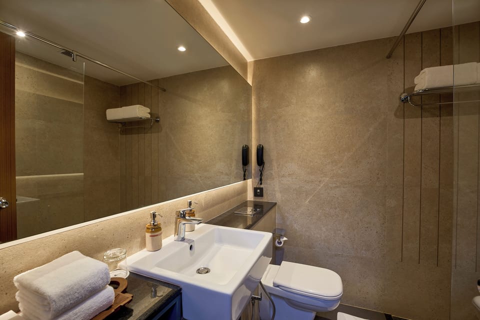 Executive Room.. | Premium bedding, minibar, in-room safe, desk